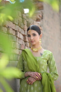 Seerat Riwayati Choker Set