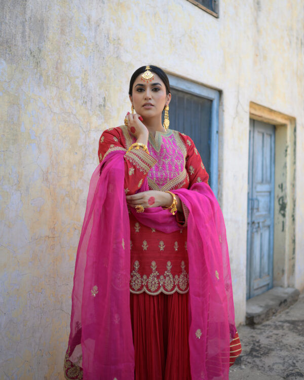 Mehram Earrings & Tikka