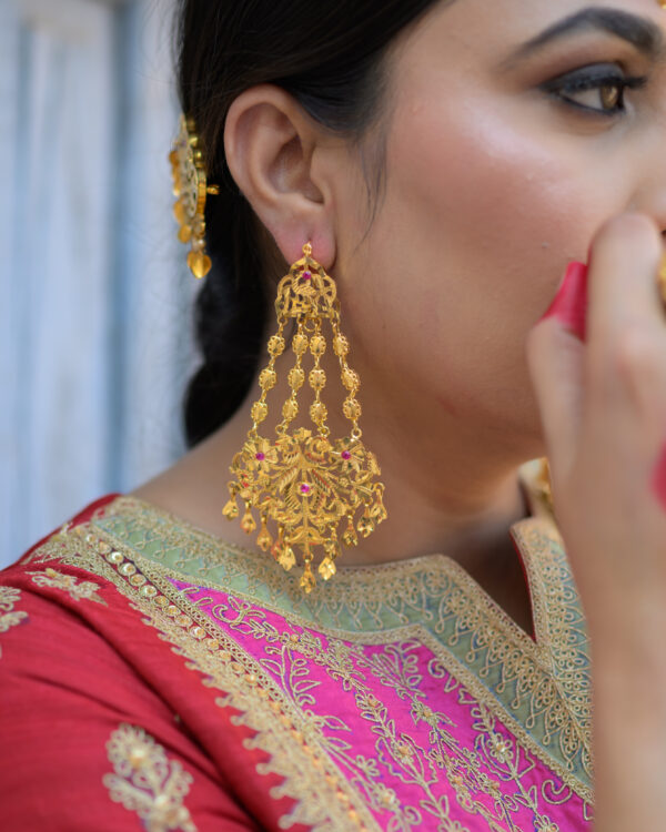 Mehram Earrings & Tikka - Image 2