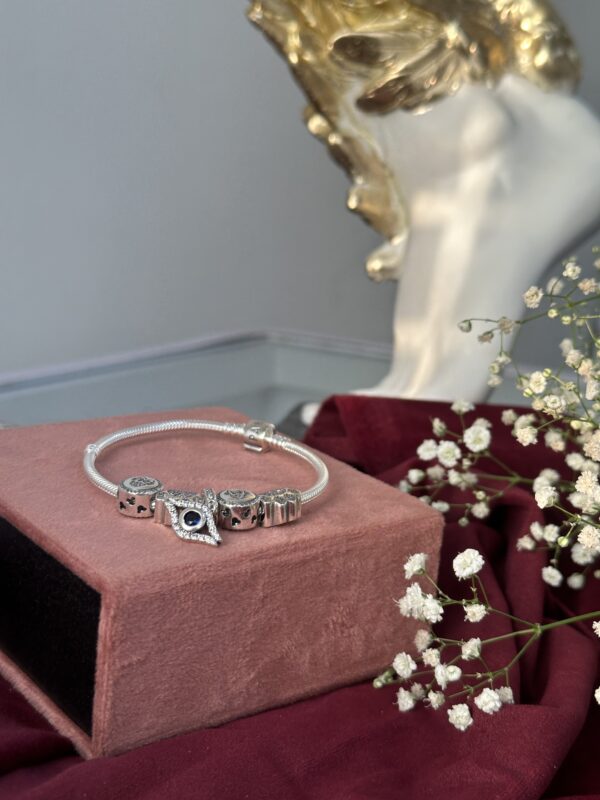Banni Bracelet