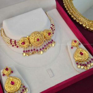 Zeenat Choker Set