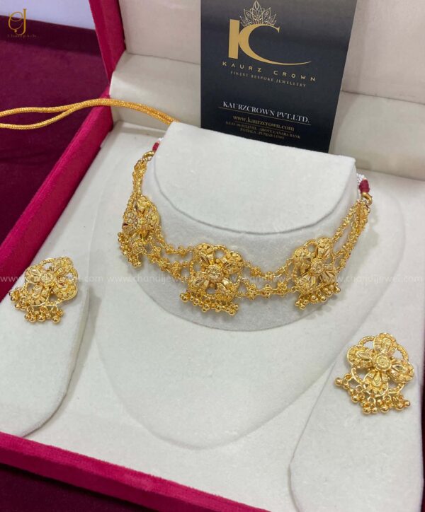 Banni Choker Set