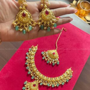 Preet Kaur Necklace Set