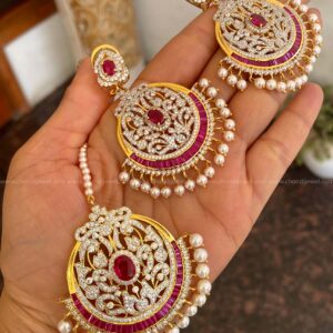 Rubia Tikka & Earrings