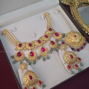 Veer Zara Necklace Set