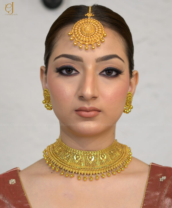 Zoyi Kaur Choker Set