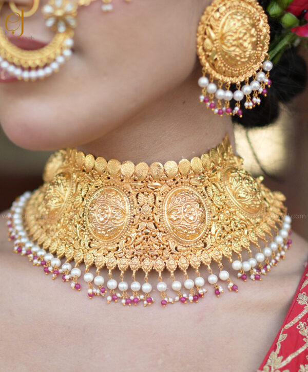 Zareen Kaur Choker Set - Image 3