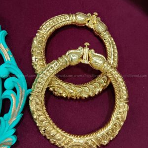 Nimar Kaur Bangles