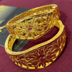 Nazam Bangles