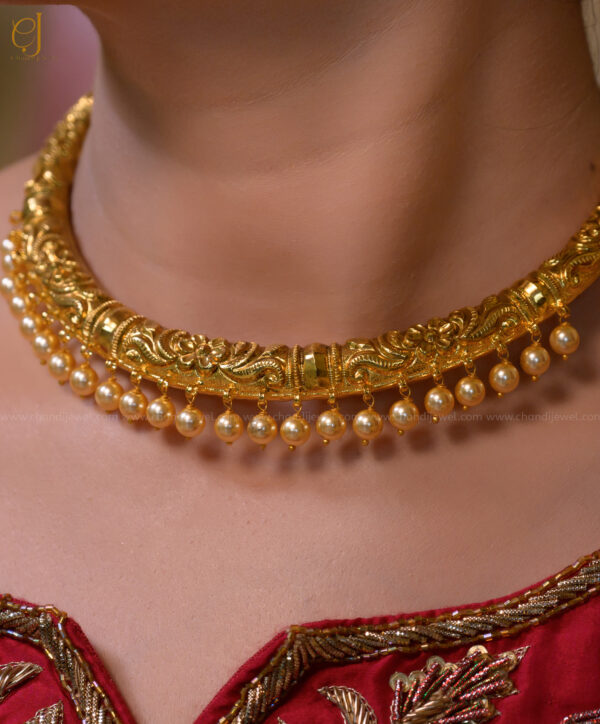 Banni Hasli Necklace Set - Image 3
