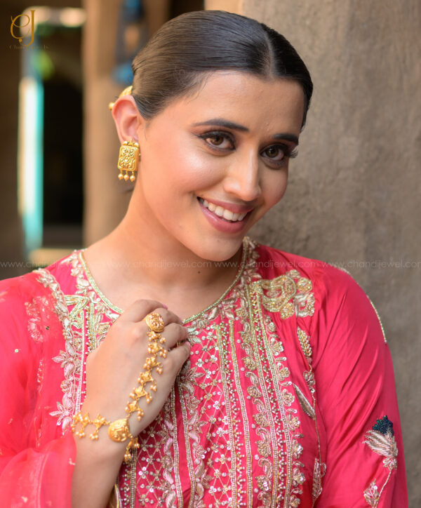 Mannraj Hath Phool - Image 2