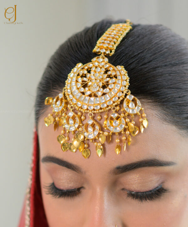 Harleen Kundan Necklace Set - Image 4
